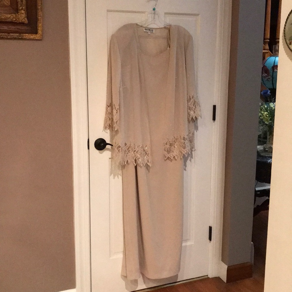 Lovely Evening gown with jacket!